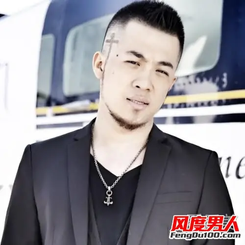 大壮《我们不一样》[FLAC/MP3-320K]